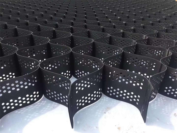地下车库排水板在现代地下空间开发中的角色